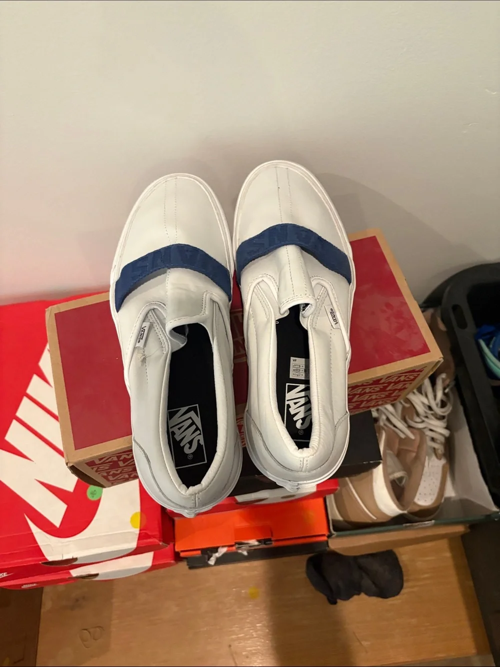 Vans Men’s White Leather Slip-On with Navy Strap